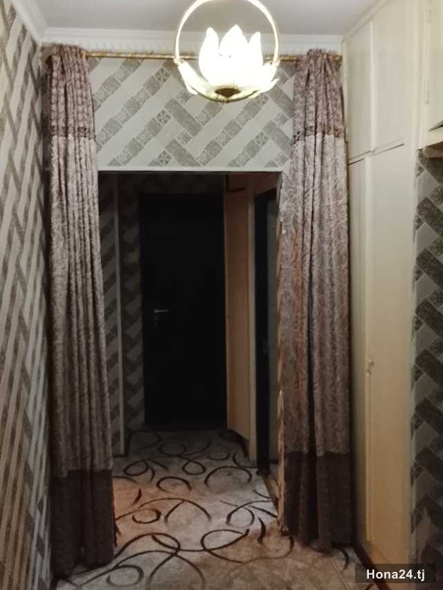 2-комн. квартира, 12-й мкр, 60 м² — 5