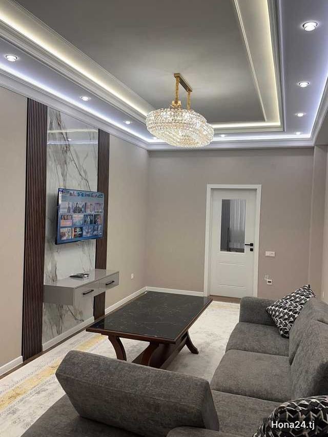 3-комн. квартира, 19-й мкр, 87 м² — 8