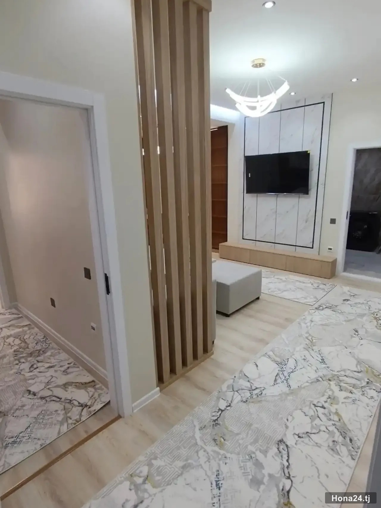 2-комн. квартира, Универмаг, 75 м²