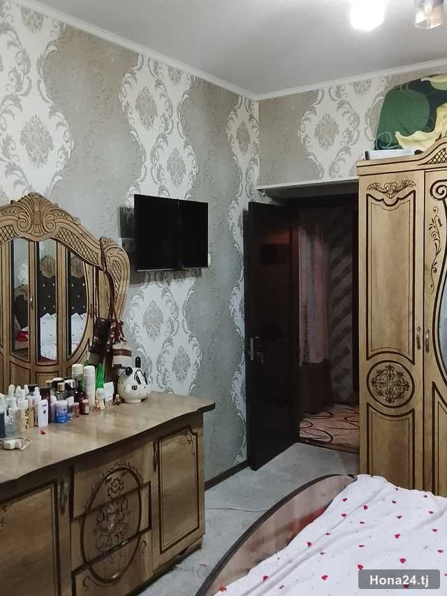 2-комн. квартира, 12-й мкр, 60 м² — 3