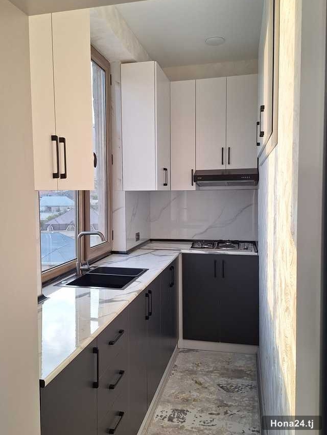 2-комн. квартира, 30 мкр, 46 м² — 9