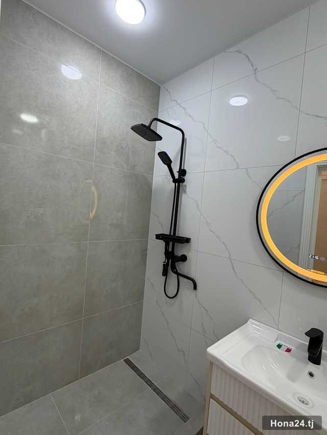 2-комн. квартира, 32 мкр, 55 м² — 2