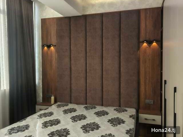3-комн. квартира, 8-й мкр, 75 м² — 9