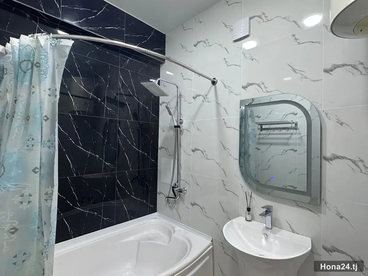2-комн. квартира, 8-й мкр, 55 м² — 8