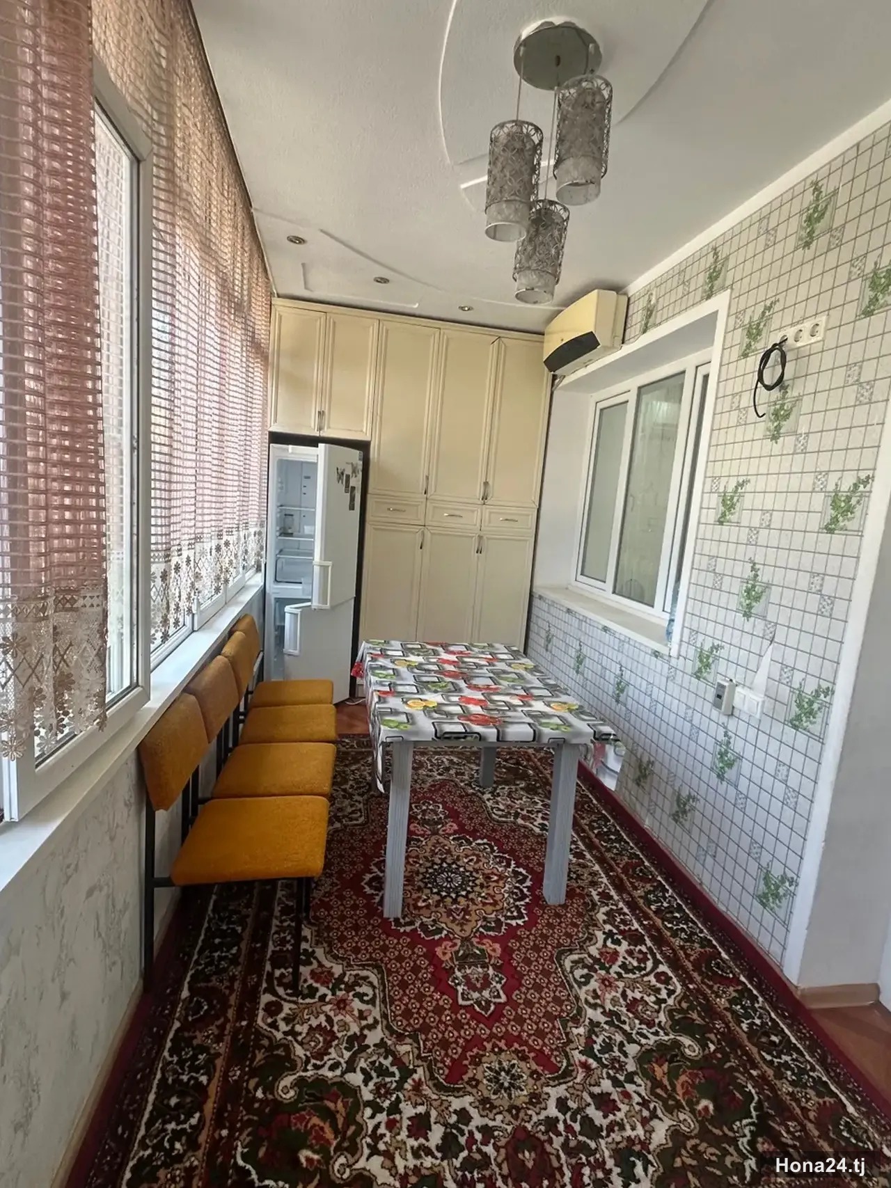 3-комн. квартира, 19-й мкр, 100 м² — 11
