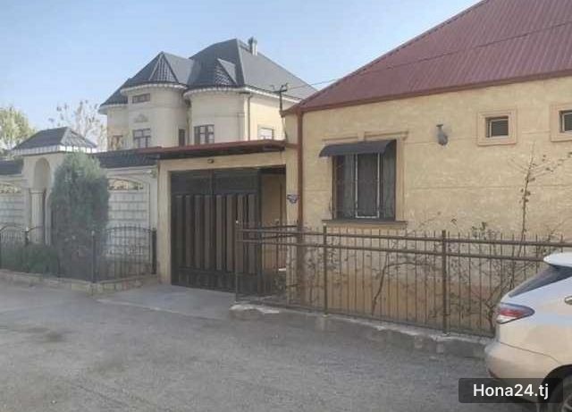5-комн. дом, 30 мкр, 280 м² — 2