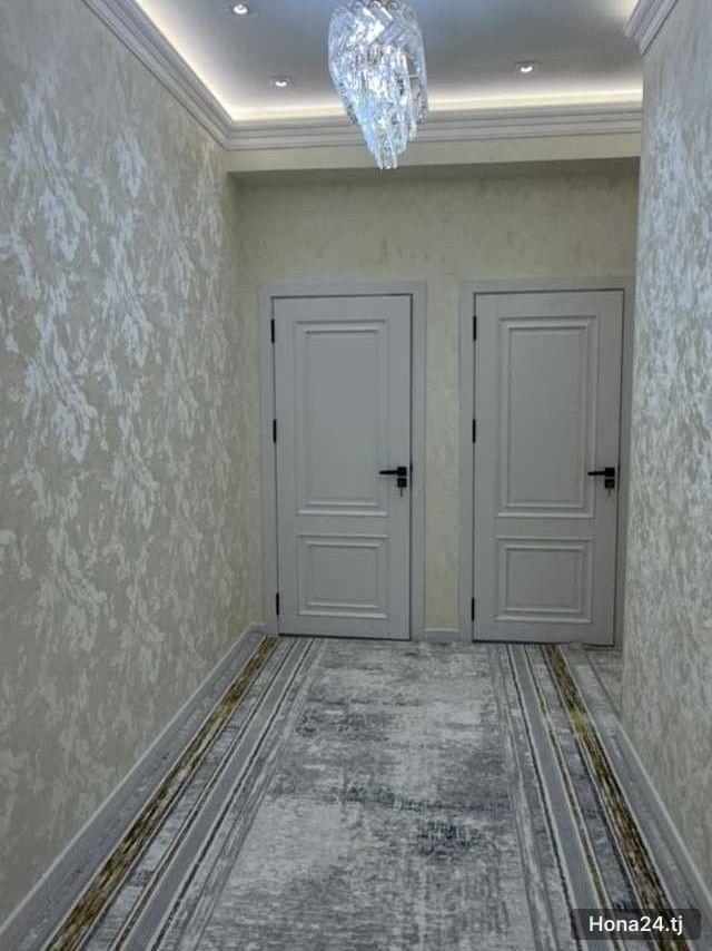 3-комн. квартира, 19-й мкр, 80 м² — 5