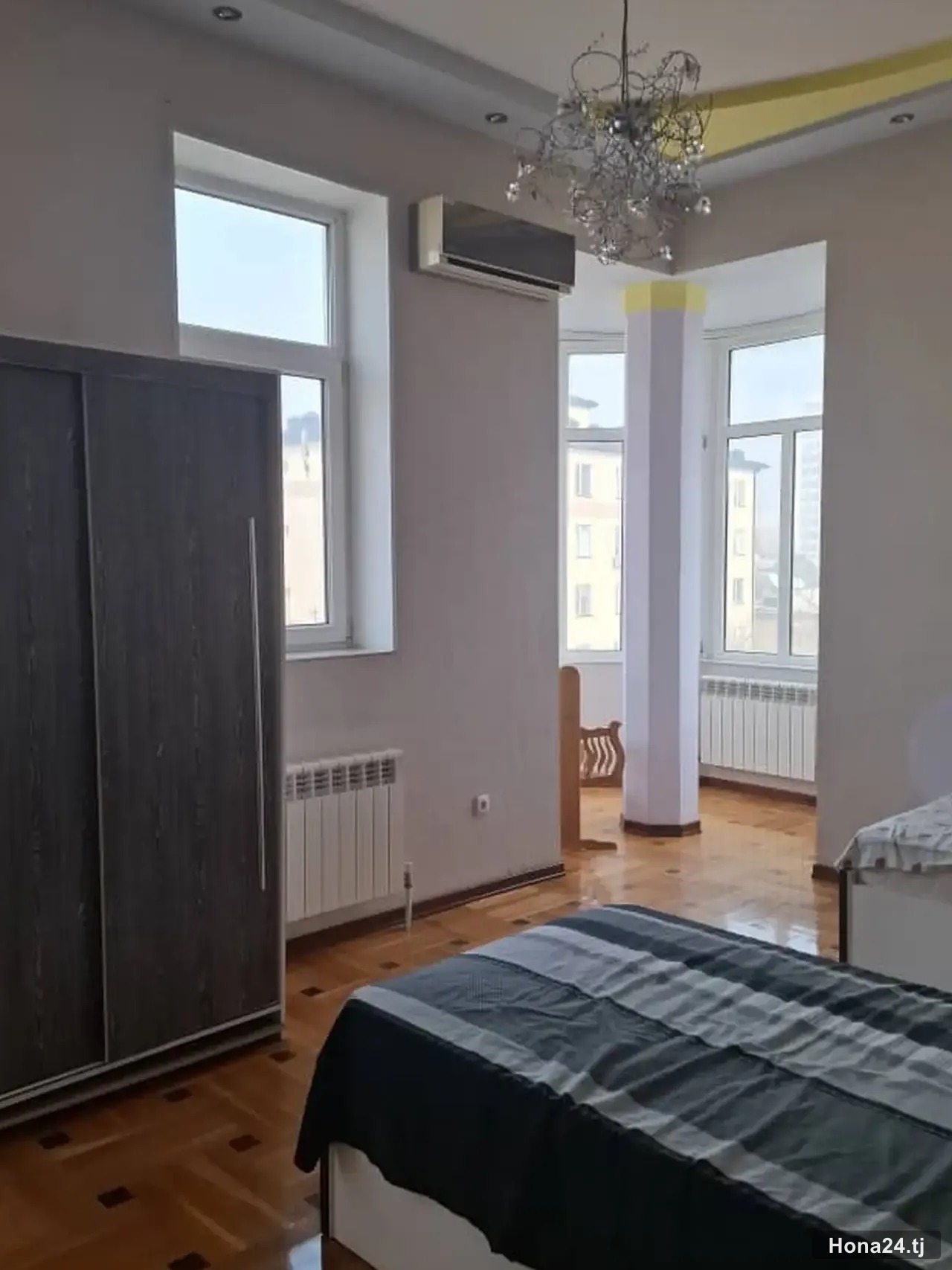 4-комн. квартира, 31 мкр, 200 м² — 3