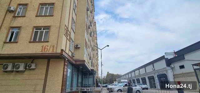 3-комн. квартира, 18-й мкр, 84 м² — 2