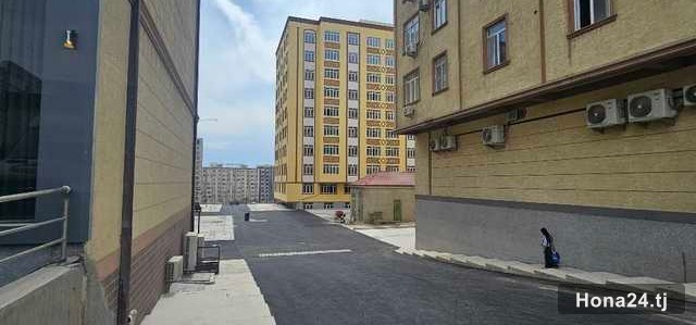 3-комн. квартира, 18-й мкр, 84 м²