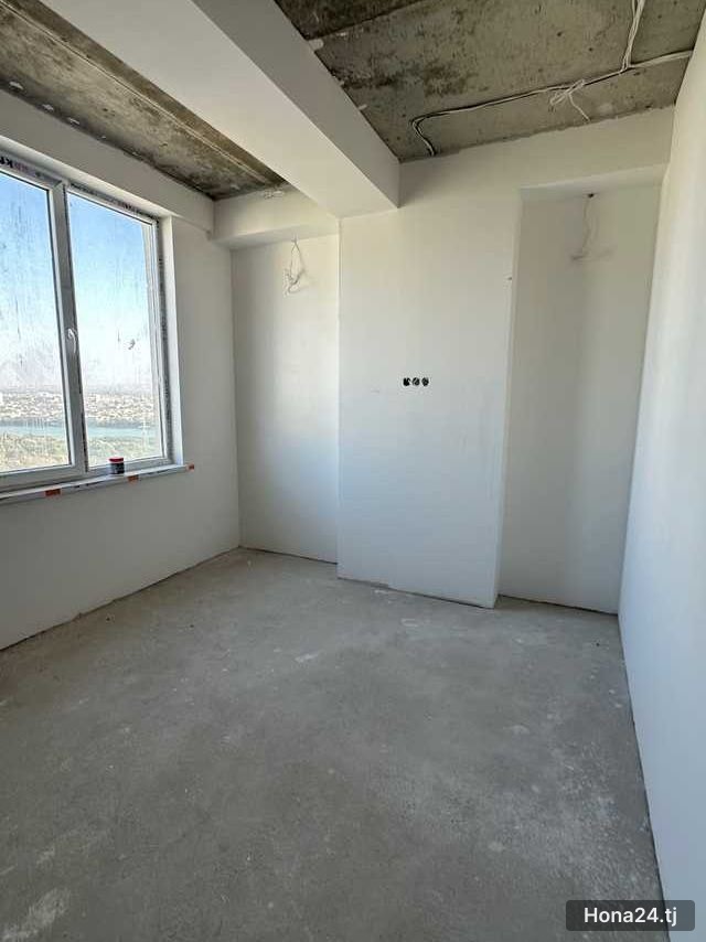 3-комн. квартира, 18-й мкр, 94 м² — 11
