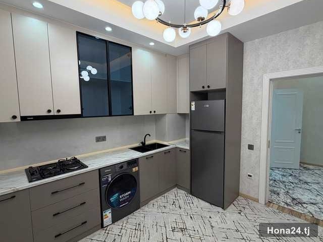 2-комн. квартира, 32 мкр, 55 м² — 6
