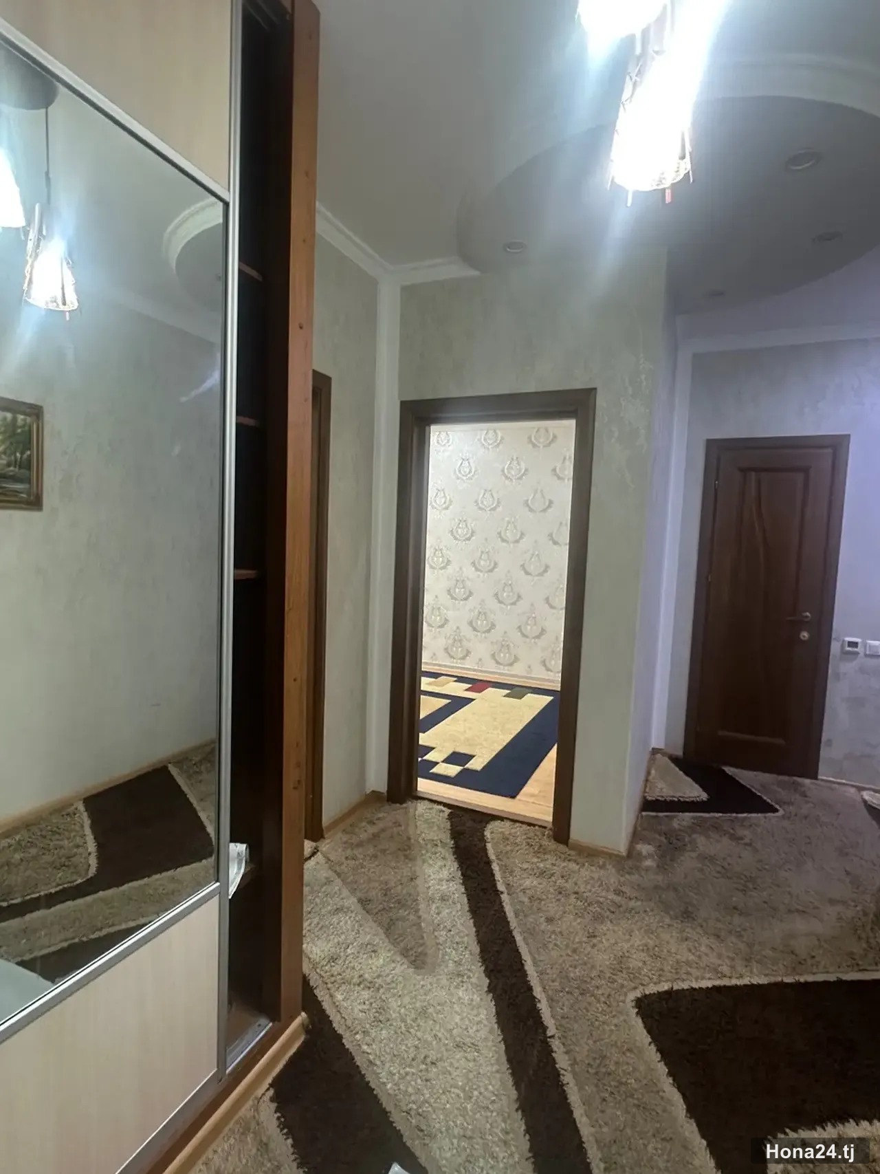 3-комн. квартира, 19-й мкр, 100 м² — 2