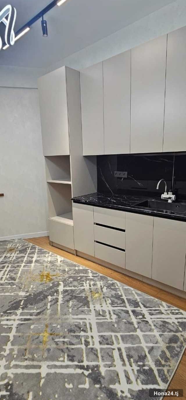 3-комн. квартира, 31 мкр, 85 м² — 14