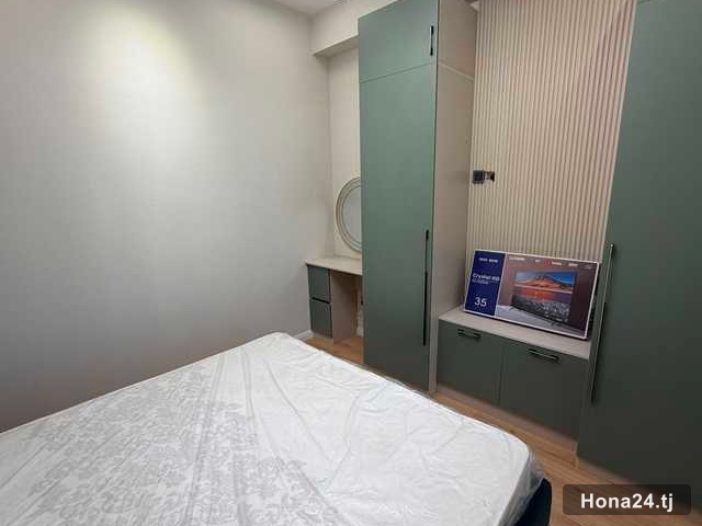 2-комн. квартира, 14-й мкр, 46 м² — 3