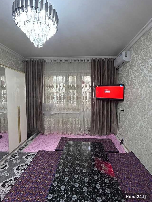 3-комн. квартира, Шелкомбинат, 75 м²