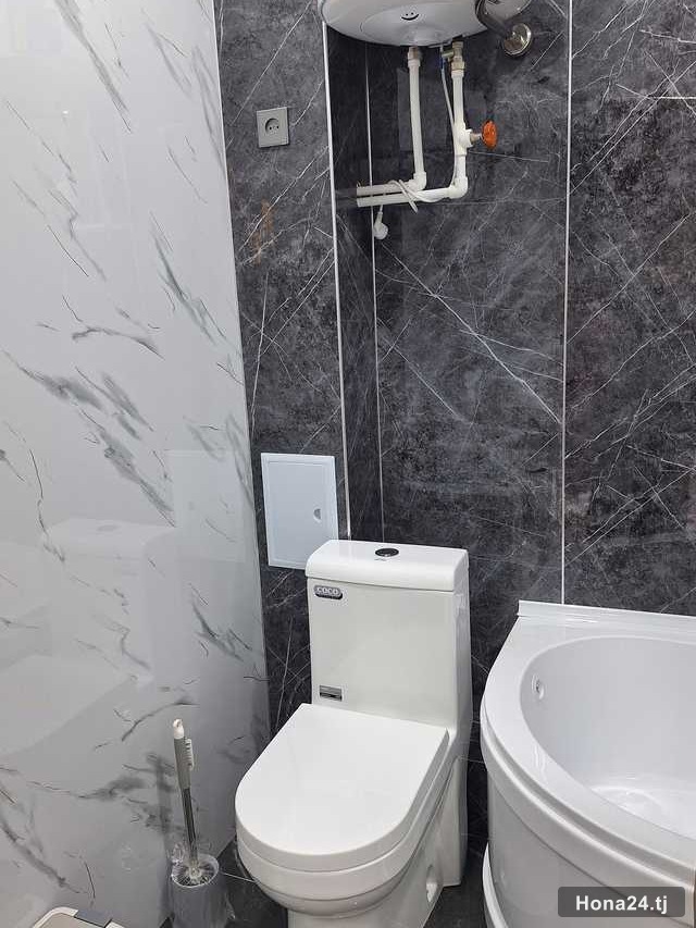2-комн. квартира, 30 мкр, 46 м² — 12