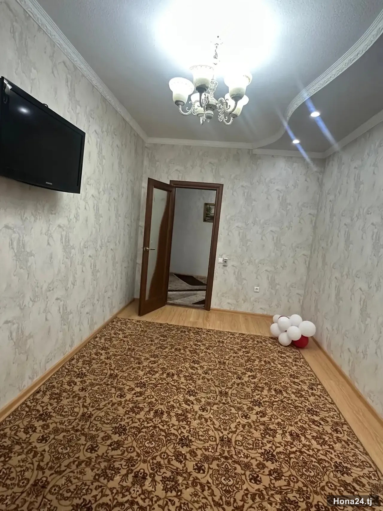 3-комн. квартира, 19-й мкр, 100 м² — 5