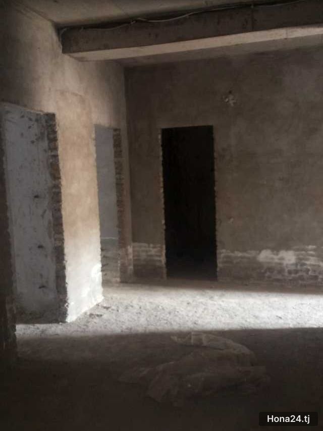 3-комн. квартира, 13-й мкр, 109 м² — 7