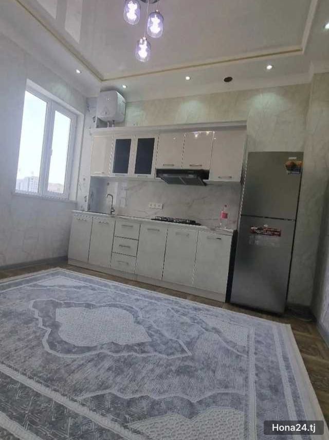 3-комн. квартира, 18-й мкр, 82 м² — 3
