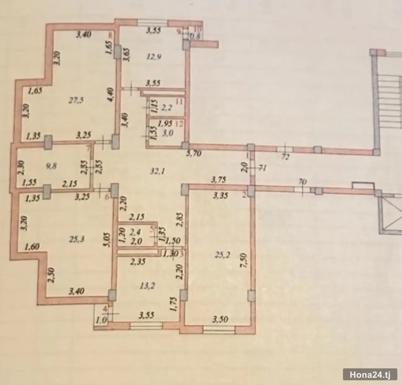 4-комн. квартира, 18-й мкр, 155 м² — 3