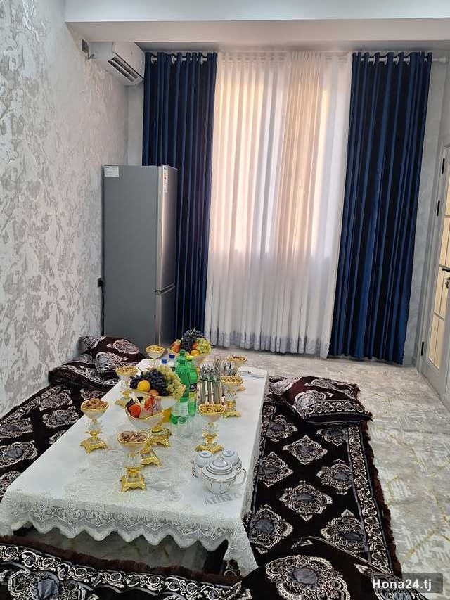 2-комн. квартира, 30 мкр, 46 м² — 4