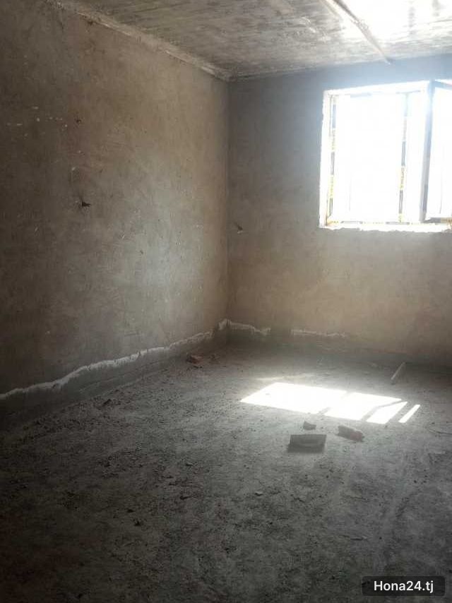 3-комн. квартира, 13-й мкр, 109 м²