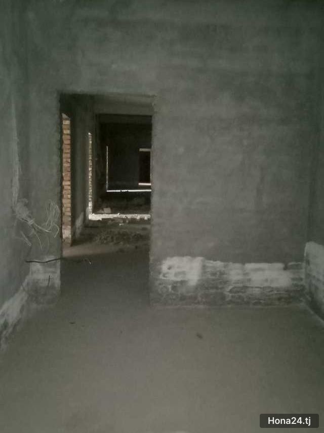 3-комн. квартира, 13-й мкр, 109 м² — 2