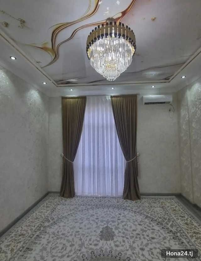 3-комн. квартира, 18-й мкр, 82 м²