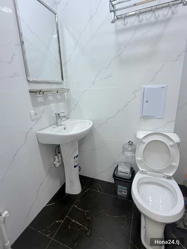 1-комн. квартира, 30 мкр, 43 м² — 5