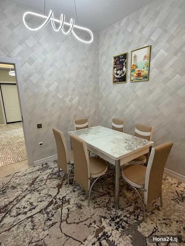 2-комн. квартира, 33-34 мкр, 71 м² — 8