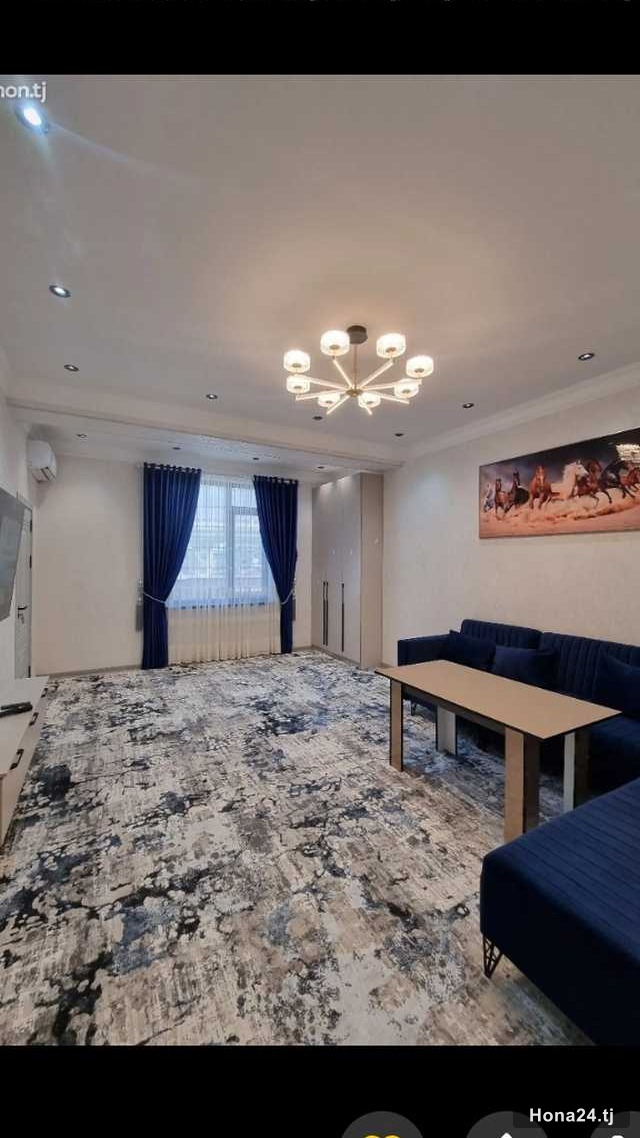 2-комн. квартира, 20 мкр, 58 м² — 3