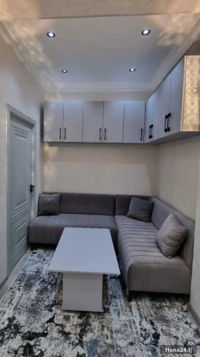 2-комн. квартира, 20 мкр, 58 м² — 10