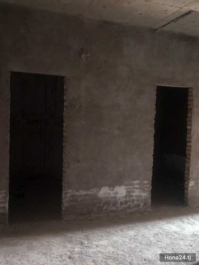 3-комн. квартира, 13-й мкр, 109 м² — 8