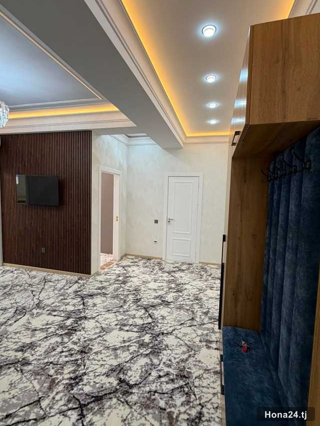 2-комн. квартира, 32 мкр, 55 м² — 11